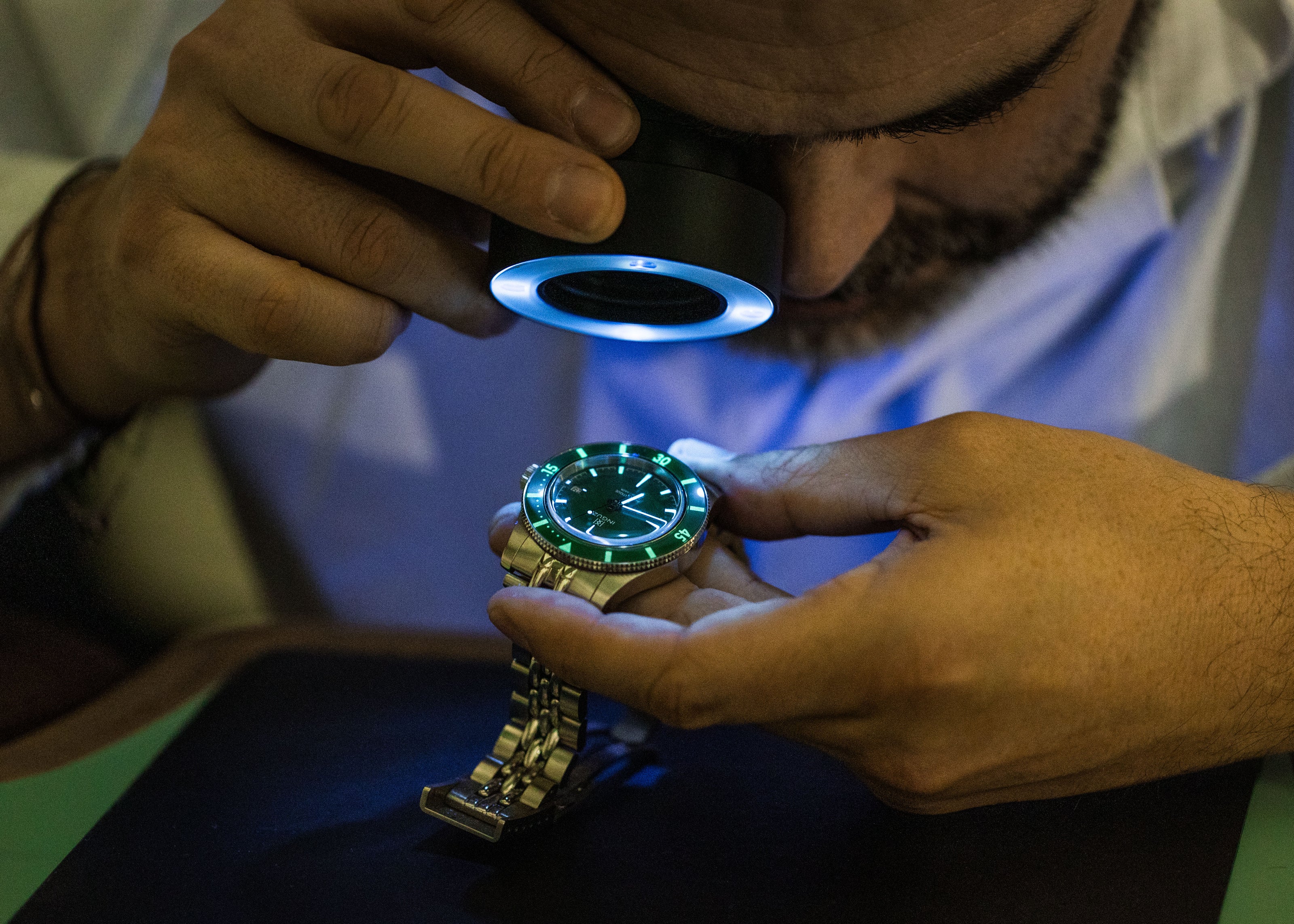 Circle litgh avec une rolex